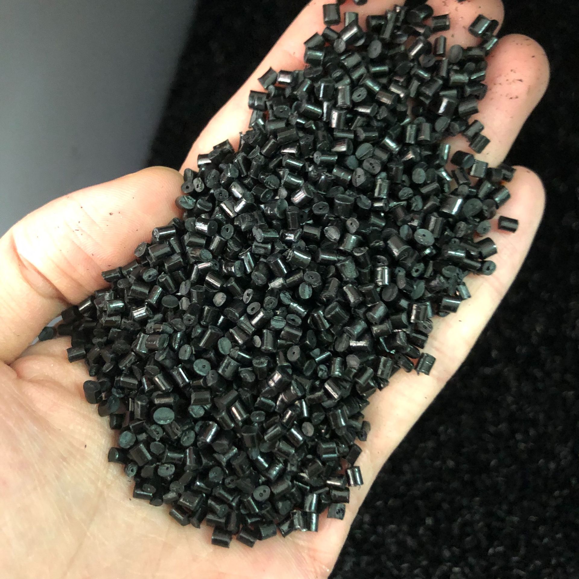厂家批发 二级高光冲击15黑色ABS回料可代替新料现货销售
