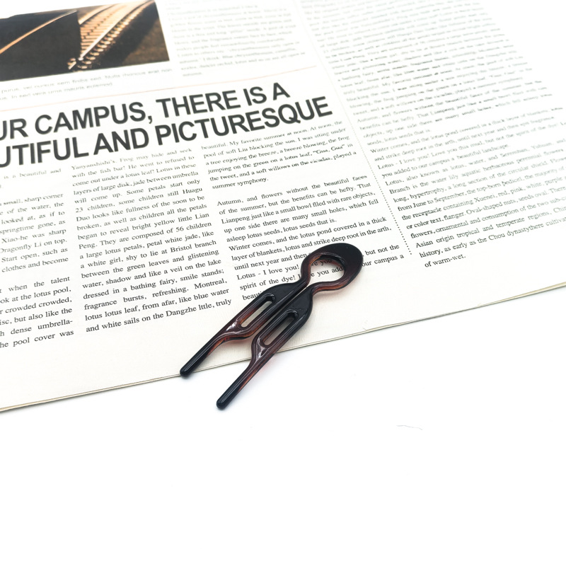 작은 이중 구멍 카라멜 색상 7.5cm