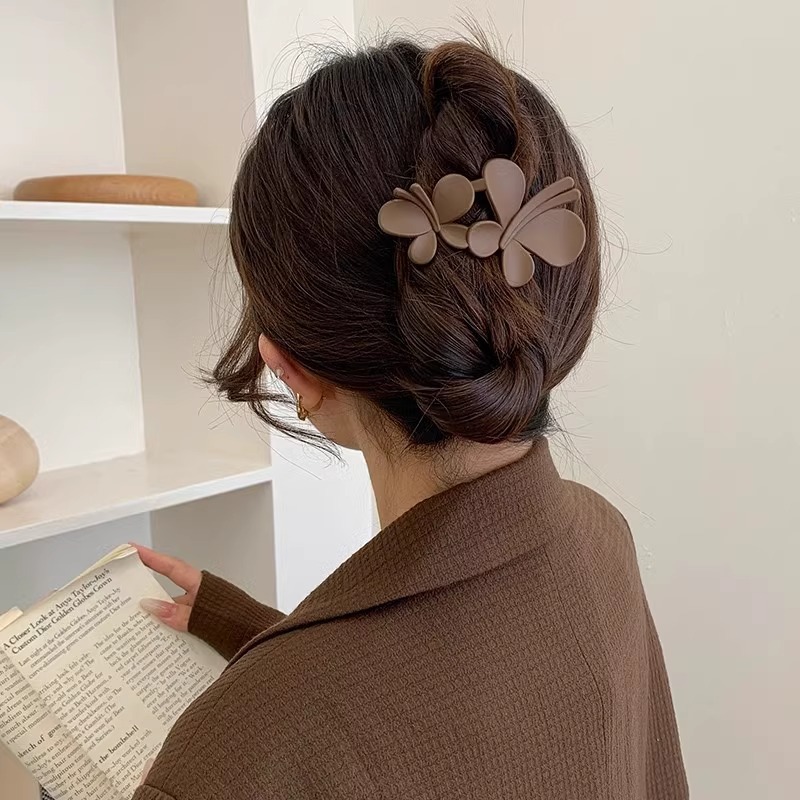 De alta calidad de mariposa horquilla hembra Cabeza trasera updo artefacto temperamento pinza de pelo marrón clip tocado