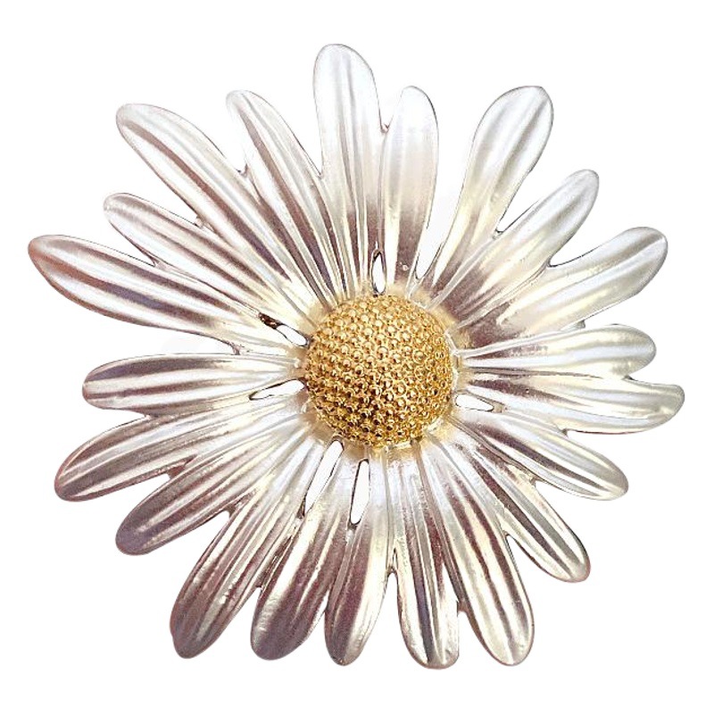 Qingdao al por mayor nuevo retro francés Mori Margarita flor broche exquisito simple elegante temperamento pin ramillete