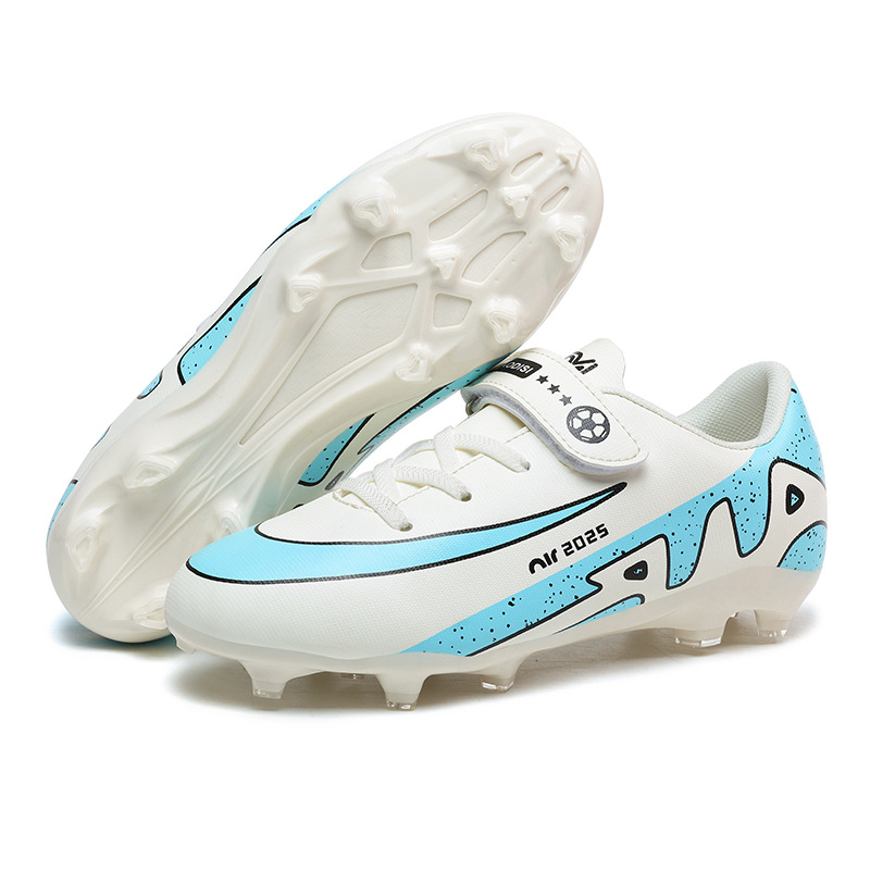 Luna blanca (uñas largas)