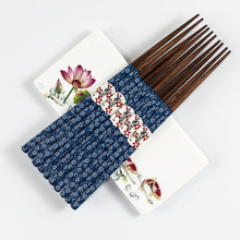 日本出口品質廠家直銷長半節紅藍底太陽花實木筷子五雙裝家用送禮