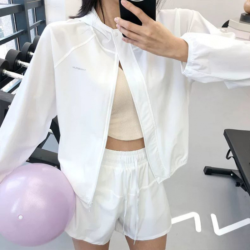 Anti-ultraviolet Ice Silk Coat Women's Hooded Quick-drying Long-sleeved Lightweight Outdoor Hooded Slim-fit Sunscreen Coat