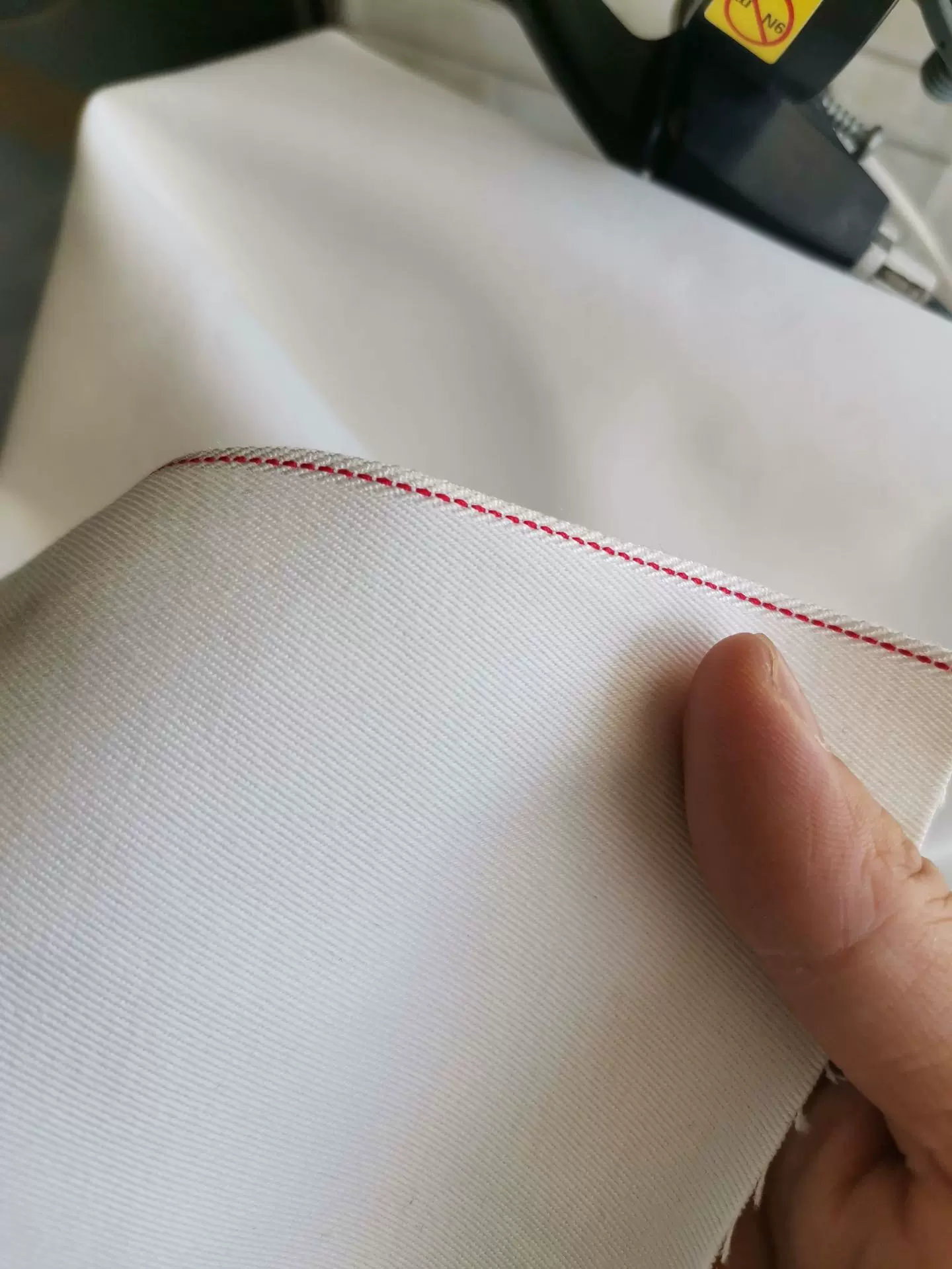 Selvage denim丹宁白牛红边牛仔布D0758