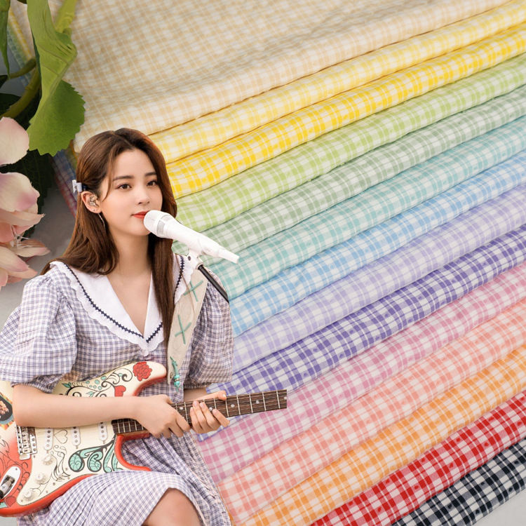 日韩连衣裙时装面料 涤纶人棉提花点子色织布 衬衫防晒衣格子布料