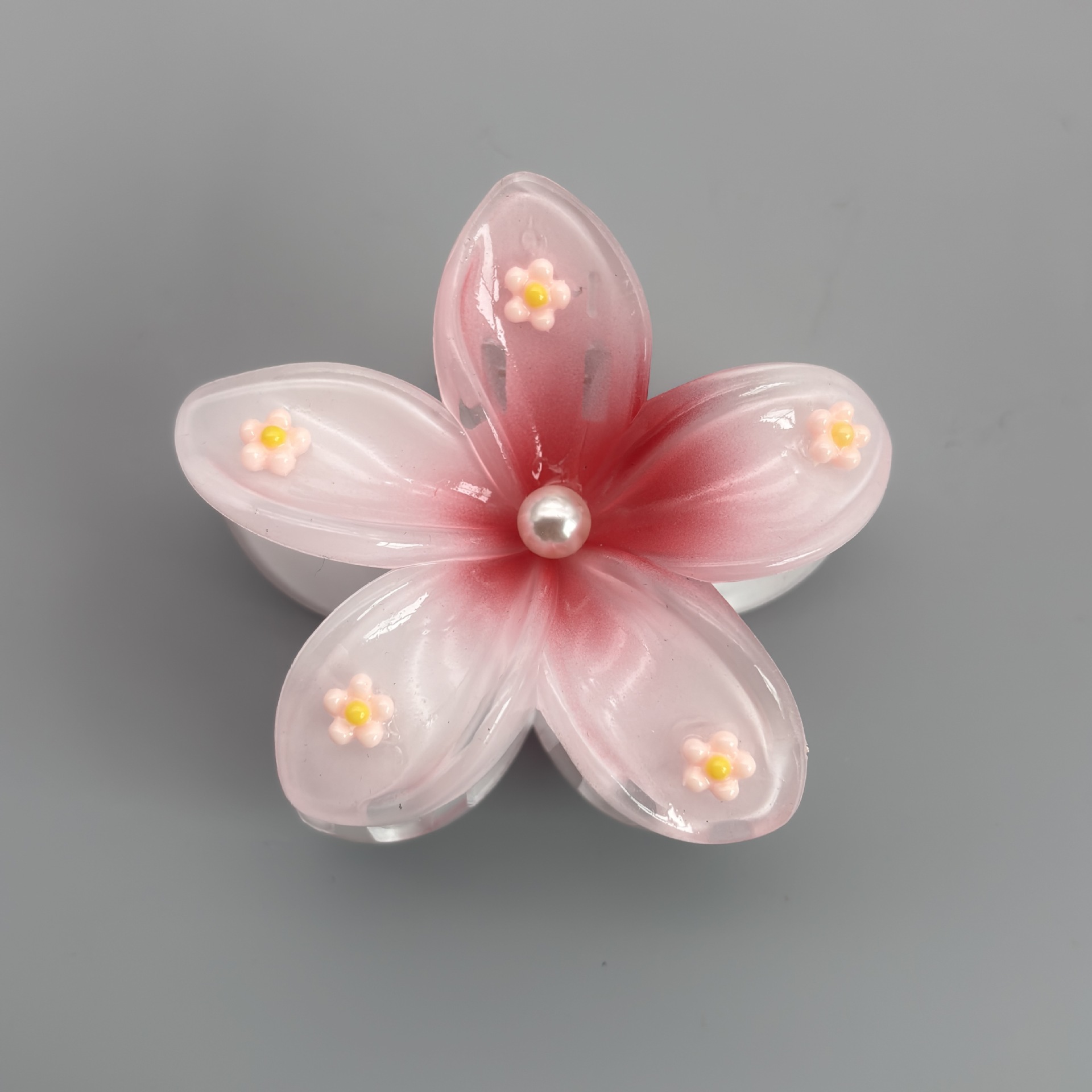 Pinza de pelo acrílica con flor de plumeria para mujer, accesorio de alta gama, pinza de tiburón, pinza de pelo cruzada para el verano.