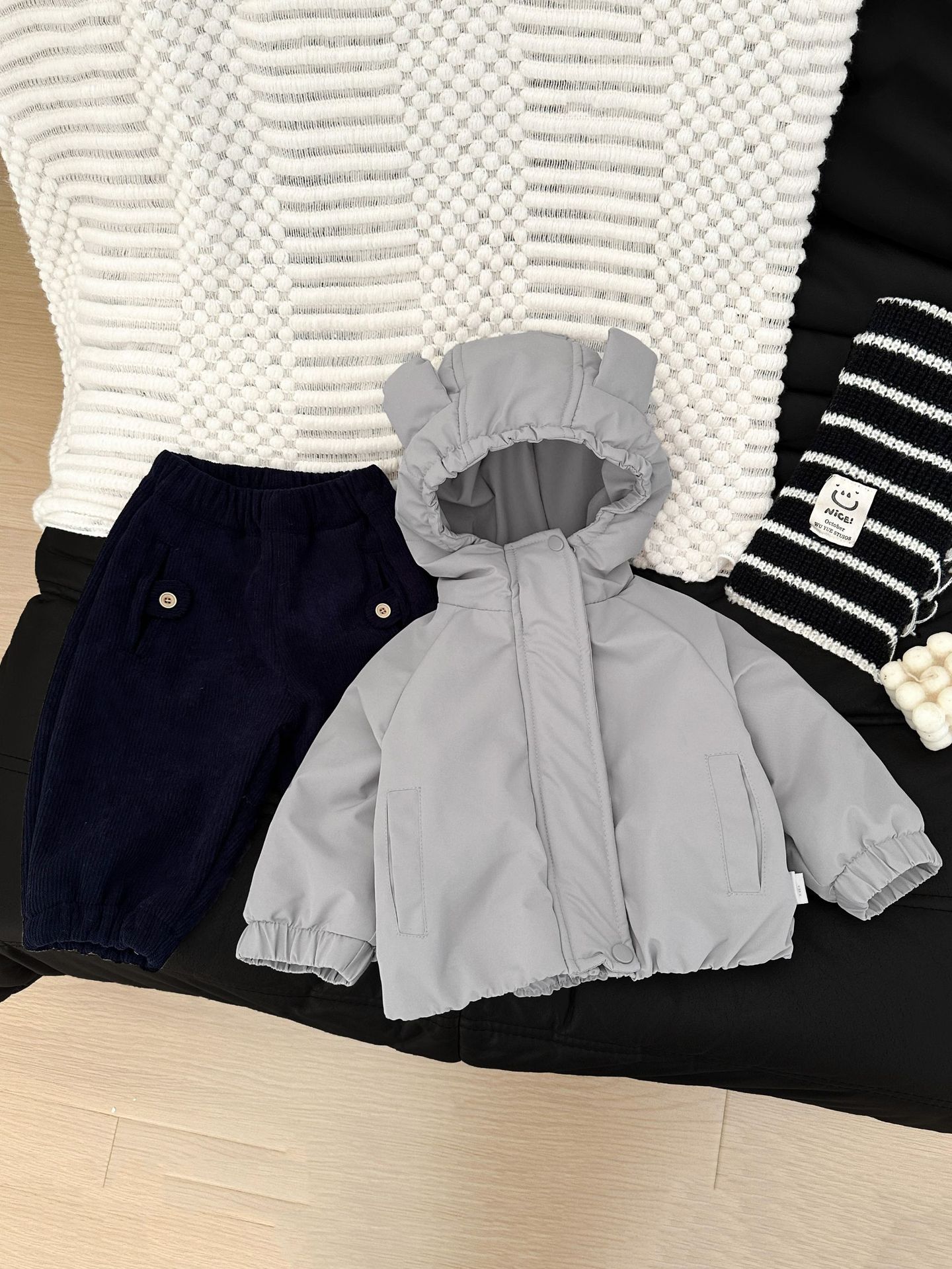 Niños lindos ropa de algodón encapuchado invierno ropa de bebé coreana más chaqueta de algodón gruesa chaqueta de bebé a prueba de viento abrigo cálido
