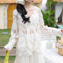 菲媛纯色V领蕾丝开衫外搭女 春夏新款镂空别致百搭纯色长袖上衣