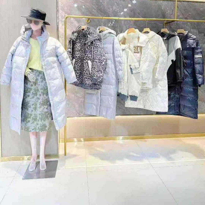 26 Winter Edition Golden Feather down Jacket, Loose Fit, Versatile, Warm, 95% White Duck Down, Brand Discount, Clearance Wholesale