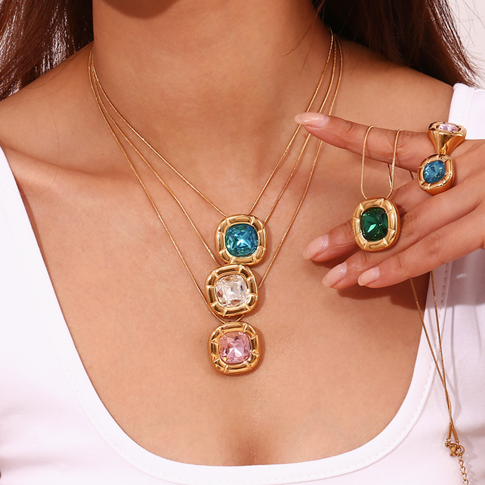 Mode retro nische ring frauen edelstahl K gold überzogene abgerundete ecke platz blume zirkon stud ohrringe halskette_voghion.com