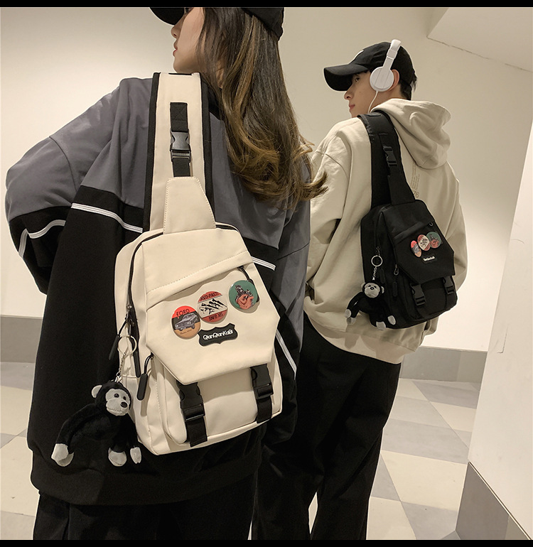 2023 New Leisure Large Capacity Chest Outdoor Versatile Sports Shoulder Bag Waterproof Couple Mobile Phone Student_voghion.com