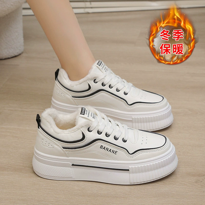 Маленькие белые туфли на толстой подошве женские 2023 Новые весенние туфли Джокер детская обувь для замороженного сезона повседневные кроссовки J на флисовой подкладке
