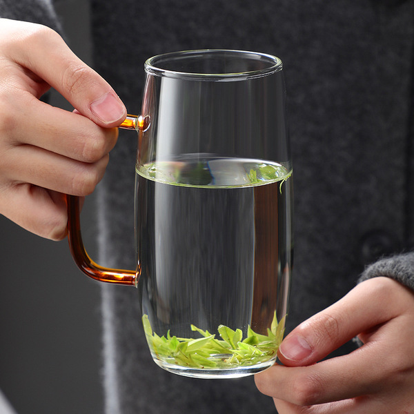 transparent tea cup