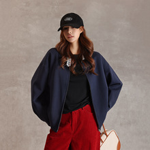 秋冬棉感空气层加厚翻领挺括外套棒球服开身拉链格子休闲ZG5599