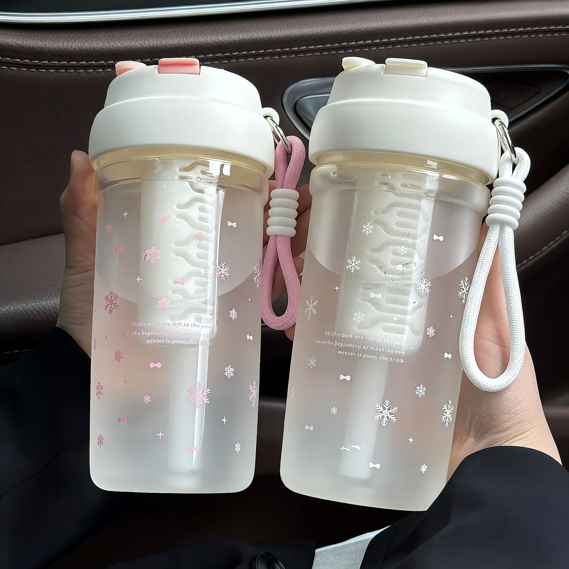 Popular Snowflake Double-Drink Plastic Cup 2026 New Model for Girls, High-Looking Plastic Cup for Students, Large Capacity, High Temperature Resistant