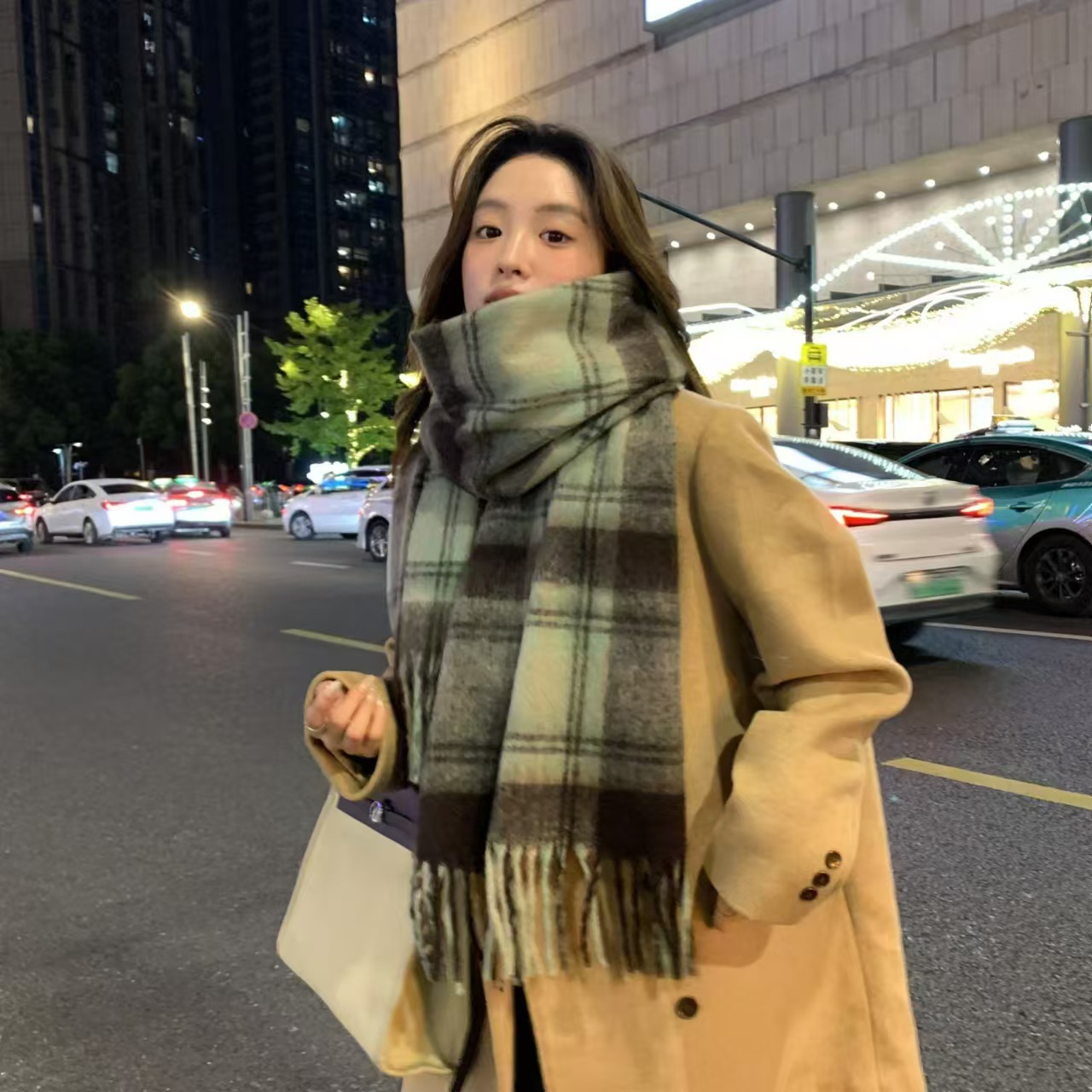 新款秋冬季韩版英伦格子围巾女高级感情侣百搭保暖厚围脖长款披肩