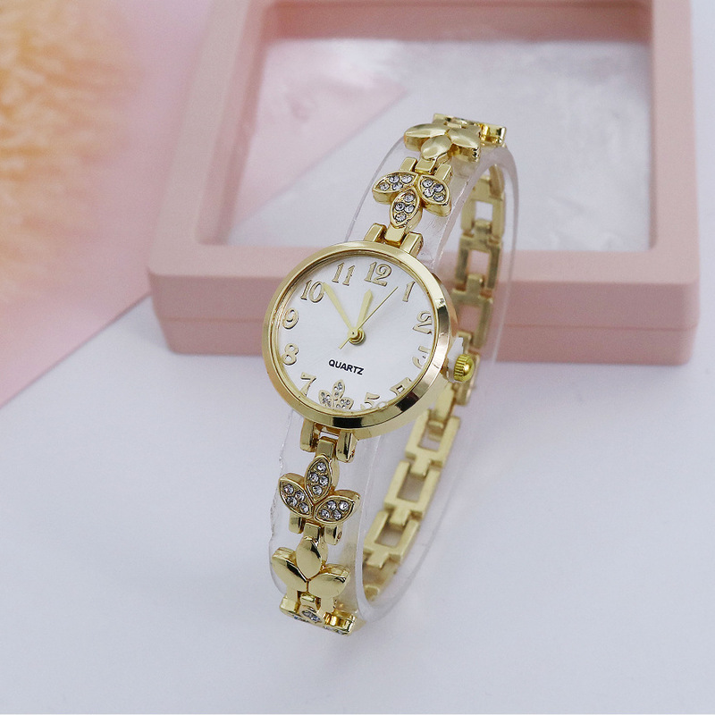 Foreign trade new clover adi diamond watch female digital female quartz watch student bracelet watch factory direct sales