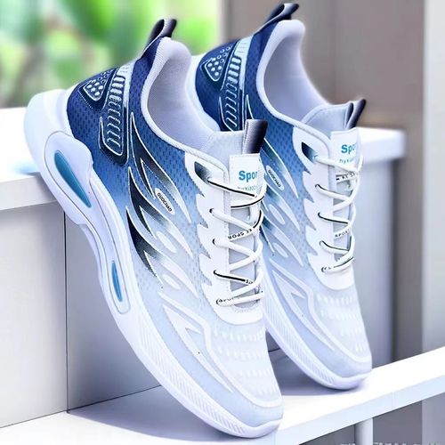 Spring Men's Shoes 2025 New Fashion Trend Flyknit Breathable Sports Casual Shoes for Students Soft Sole Comfort Running Shoes