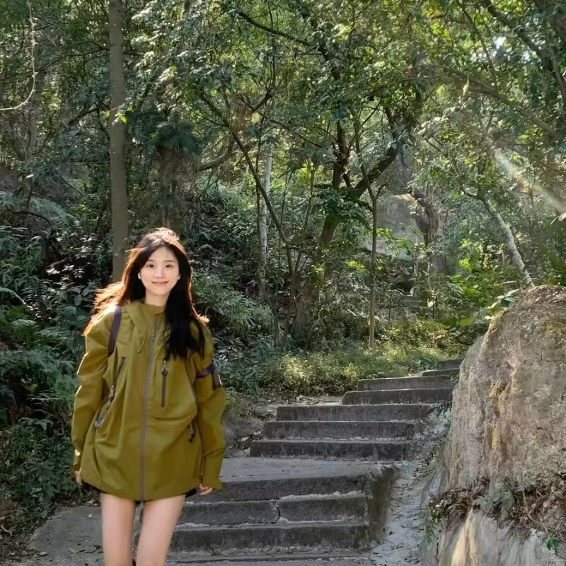 Japanese Style Outdoor Functional Three-proof Soft Shell Jacket Women's Loose All-match Waterproof Windproof Sports Mountaineering Jacket