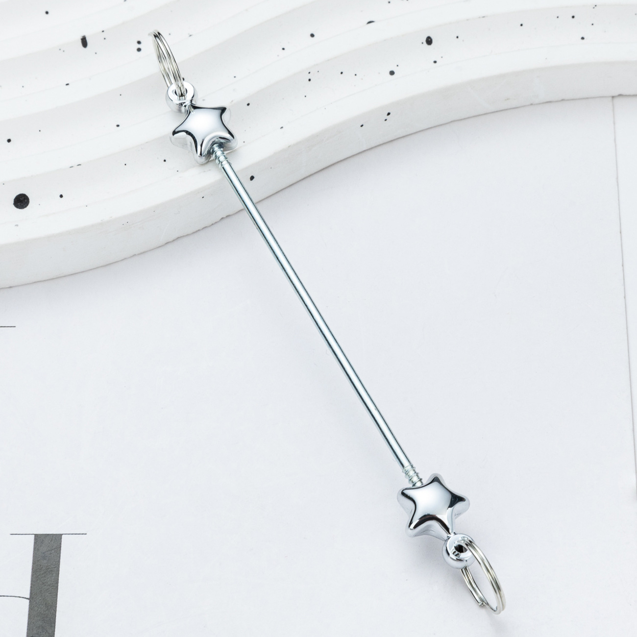Creativo colgante de accesorios de llavero de amor con cuentas de bricolaje nuevo poste de plástico con cuentas accesorios de llavero con cuentas
