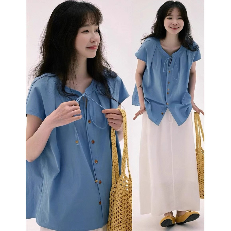 Tie-Neck Blouse with Small Flutter Sleeves, Japanese Retro Style, Artistic, Sweet, Youthful, Versatile, Casual Short-Sleeve Tie-Neck Blouse with Small Flutter Sleeves, Japanese Retro Style, Artistic, Sweet, Youthful, Versatile, Casual Short-Sleeve