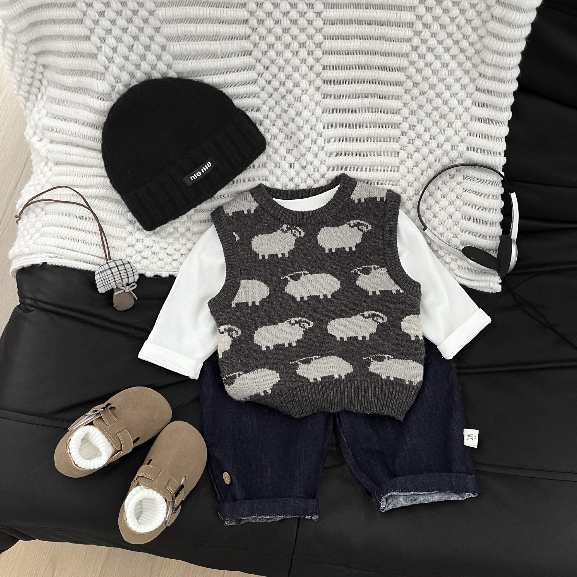 男童毛衣新款春秋季洋气宝宝时尚刺绣针织马甲帅气婴儿外穿小背心