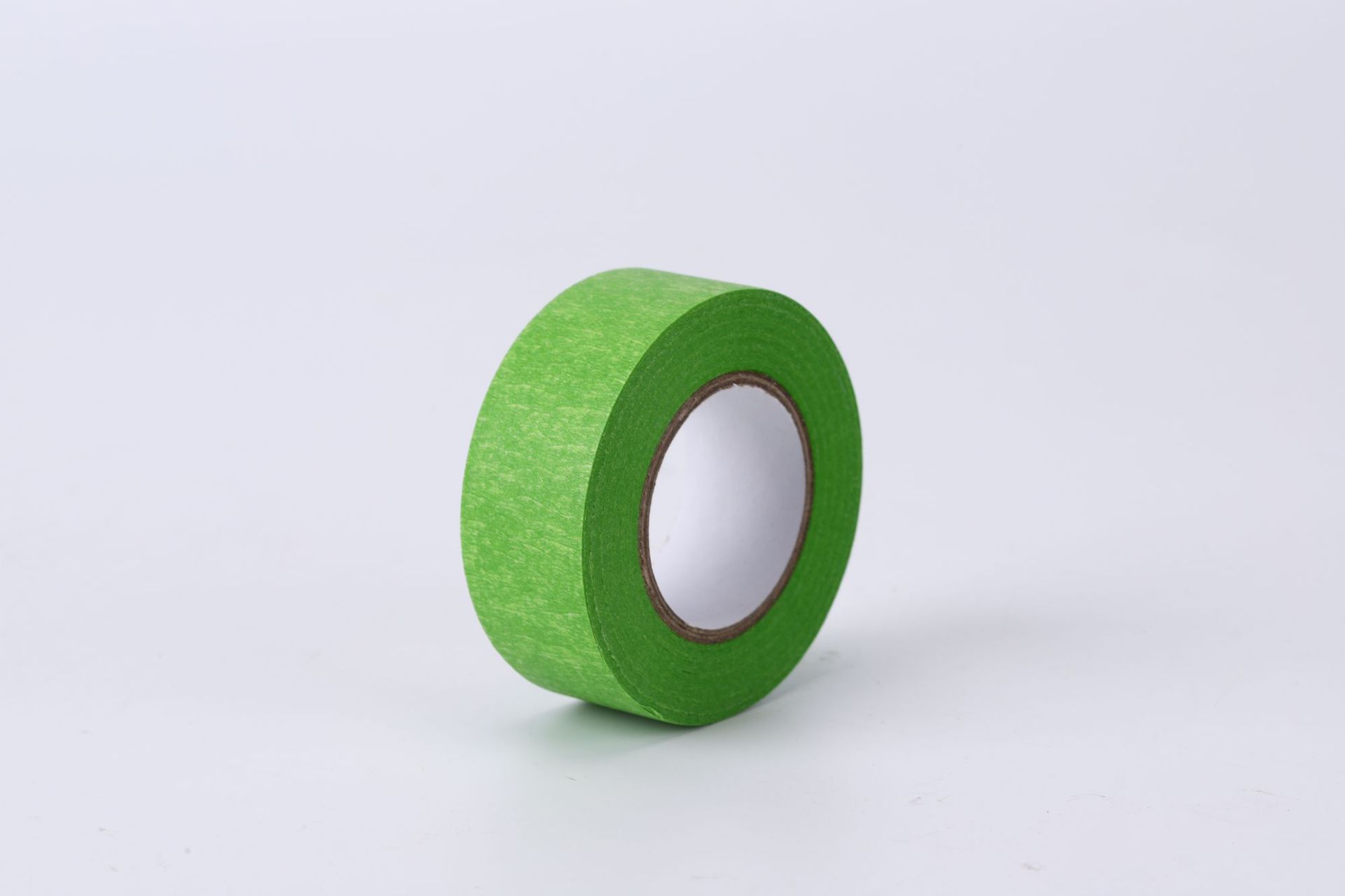 Cinta de papel de enmascaramiento de color de alto adhesivo al por mayor decoración de pared exterior cubierta de pintura en aerosol separación de color lágrima de mano sin pegamento papel de enmascaramiento