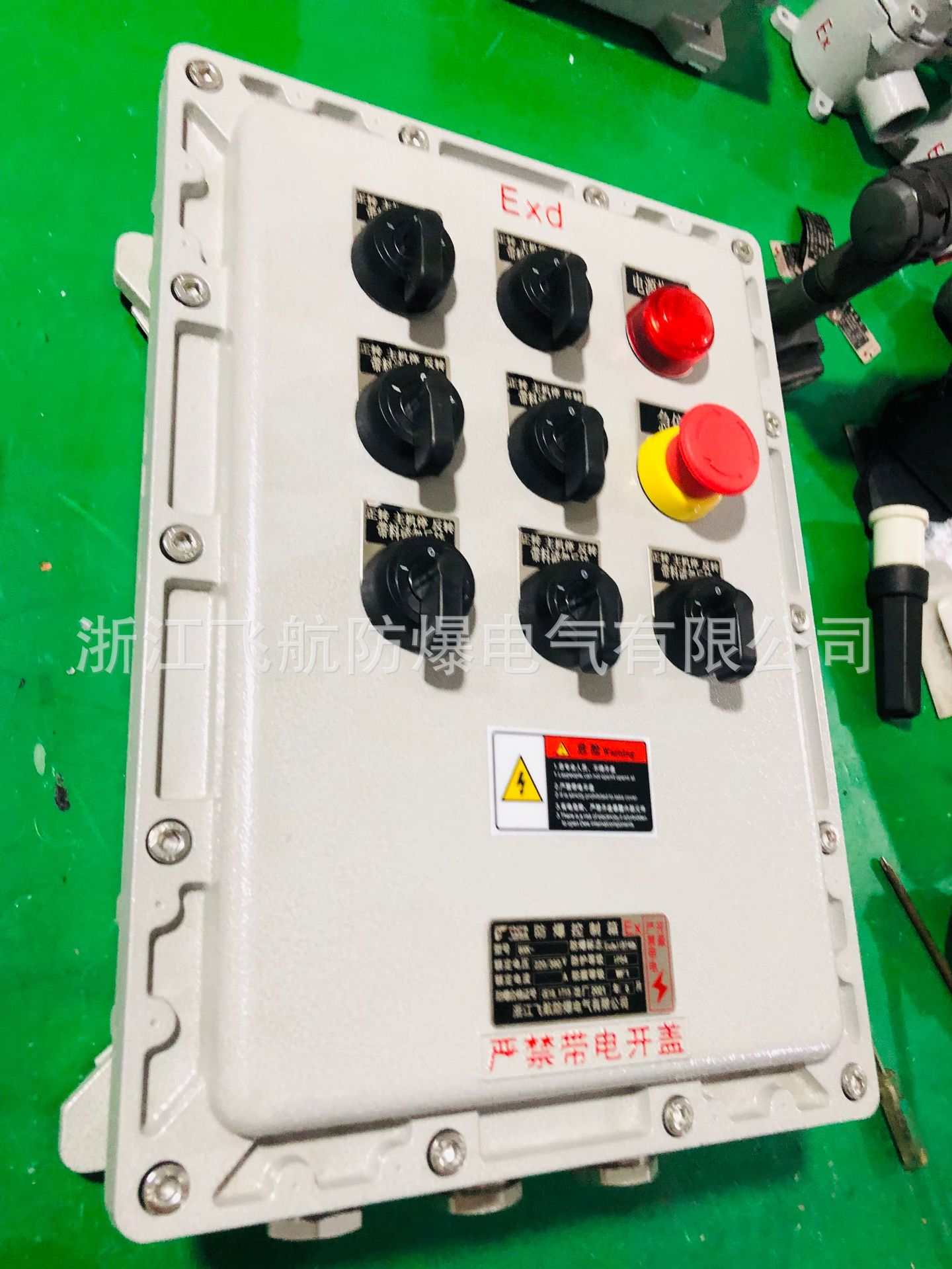 ����������Դ���ؼ����� ��������������ť���߿�����