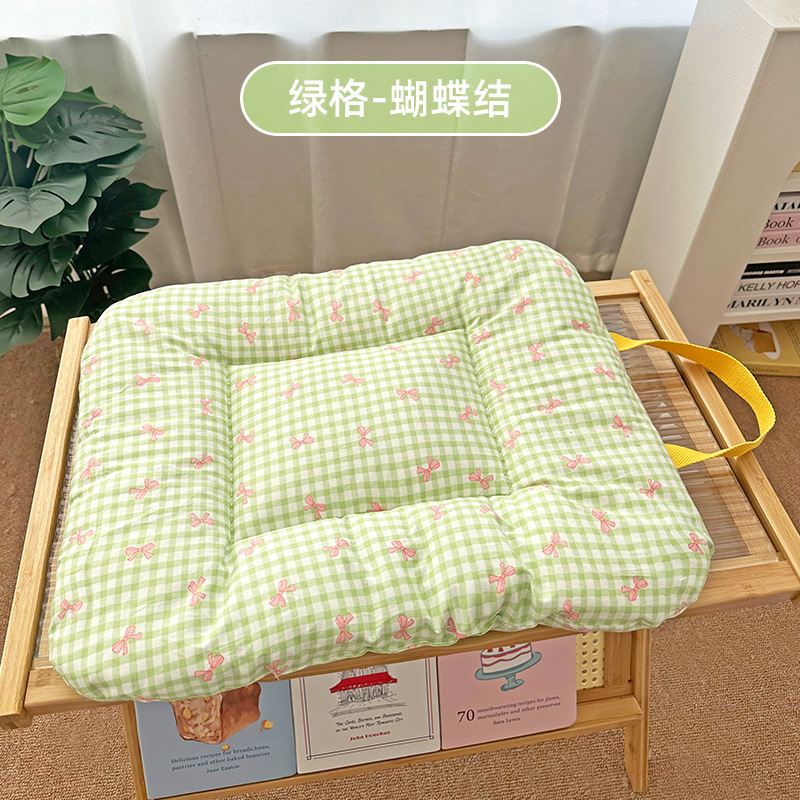 부드럽고 편안한 도파민(녹색 체크무늬 리본)은 고양이와 개 모두에게 적합합니다.