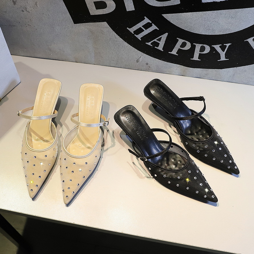 Mules a tacco a spillo a punta con strass e pizzo alla francese_voghion.com