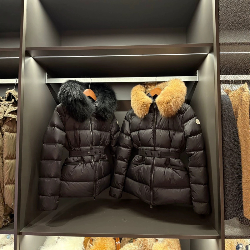 Cross-border export of Korean-style Mengjia 26 autumn/winter popular model Boed waist-cinching large fur collar hooded down jacket for women