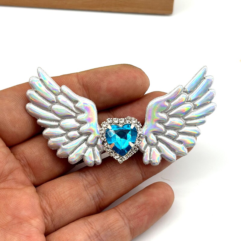 Simple Fabric Wings with Heart-Shaped Rhinestones Hairpin Brooch Accessories Pendant DIY Necklace Bracelet Jewelry Accessories Simple Fabric Wings with Heart-Shaped Rhinestones Hairpin Brooch Accessories Pendant DIY Necklace Bracelet Jewelry Accessories