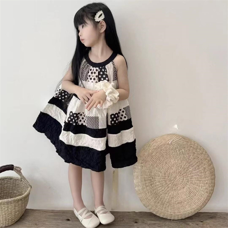 [Xianning Seven] ¡Versión súper buena! Vestido de princesa chaleco halter de lunares con costuras de moda para bebé de verano