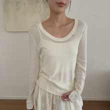 自由简意。裸感U领羊毛T恤女秋冬新款针织衫内搭打底修身显瘦上衣
