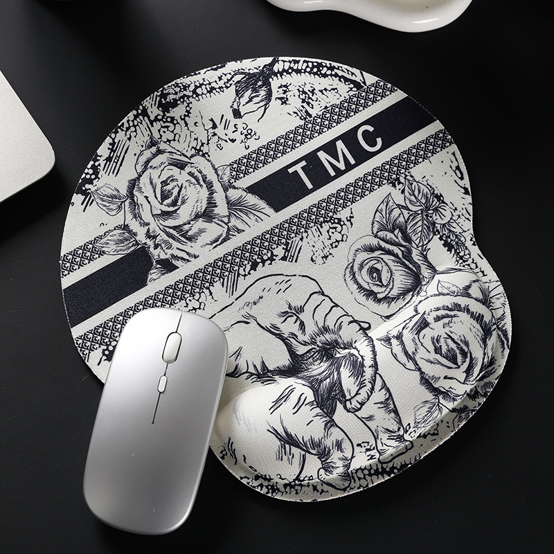 Alfombrillas de ratón transfronterizas, divertidas y variadas, reposamuñecas, alfombrillas de ratón de alta calidad con formas especiales, alfombrillas de ratón de dibujos animados para hombres y mujeres