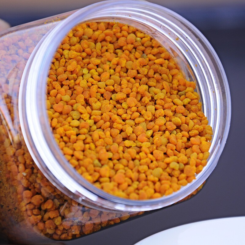 Wild Chrysanthemum Bee Pollen Bee Farm Beekeeper Newly Harvested Edible Grade Granular Full Pollen Wild Chrysanthemum Bee Pollen Bee Farm Beekeeper Newly Harvested Edible Grade Granular Full Pollen