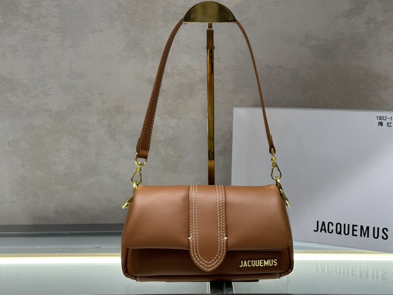 新しい Jacquemus レディース バッグ ニッチ ストリート ショット Bambimou ピロー バッグ 脇の下バッグ シングル ショルダー クロスボディ ハンドバッグ|undefined