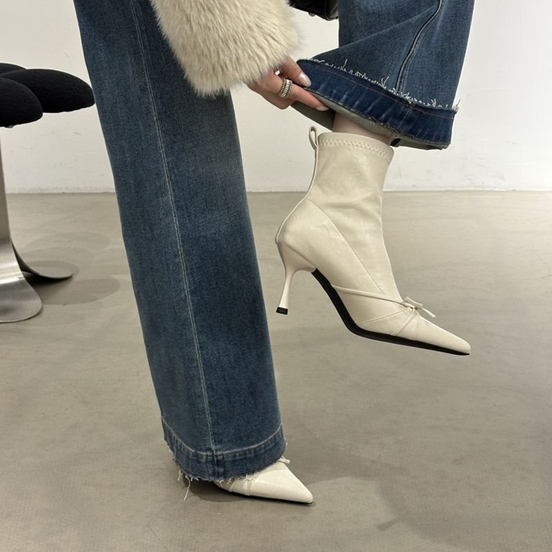 White exquisite pointed-toe stylish short boots, high-heeled slim boots, 2025 autumn and winter new style, bowknot elastic women's boots White exquisite pointed-toe stylish short boots, high-heeled slim boots, 2025 autumn and winter new style, bowknot elastic women's boots
