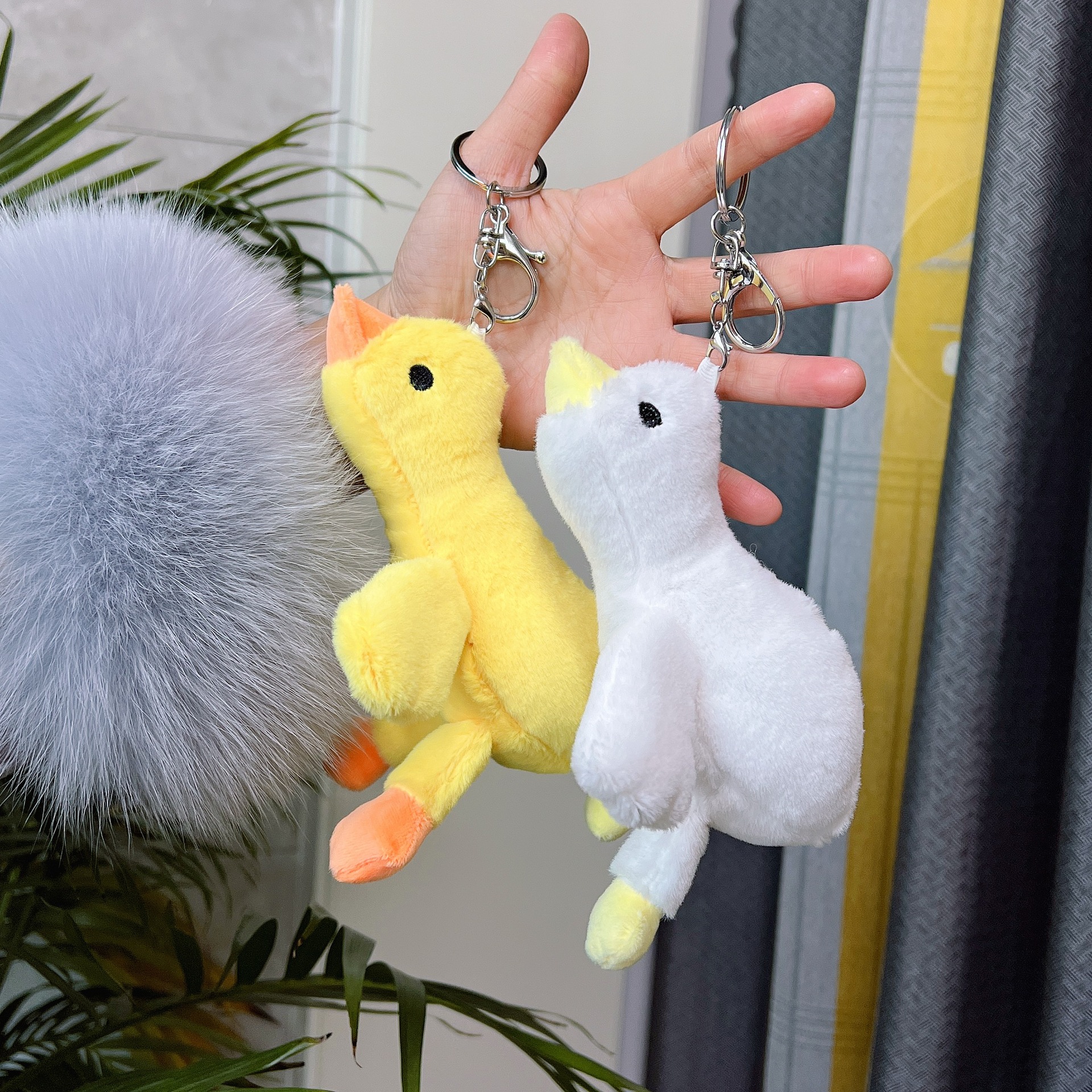 Tiktok ganso blanco muñeca de peluche de juguete ganso muñeca de peluche llavero muñeca image 3
