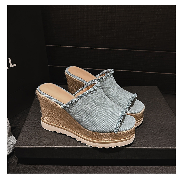 Sandal cao gót nữ hở mũi chất liệu denim, đế xuồng bện cói, gót cao 9 cm — Cao bồi xanh chi tiết 14