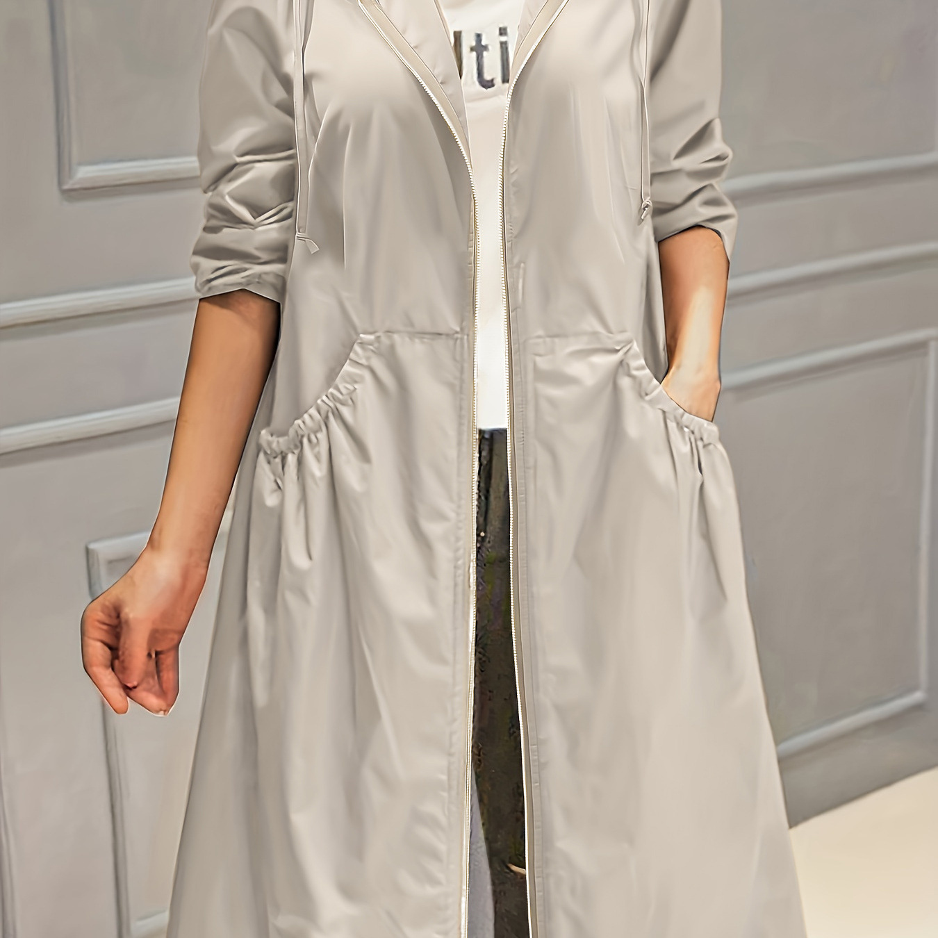 Women's Plus Size Casual Hooded Windbreaker Jacket Long Sleeve Lightweight Outerwear For Spring & Autumn_ecoleips.com