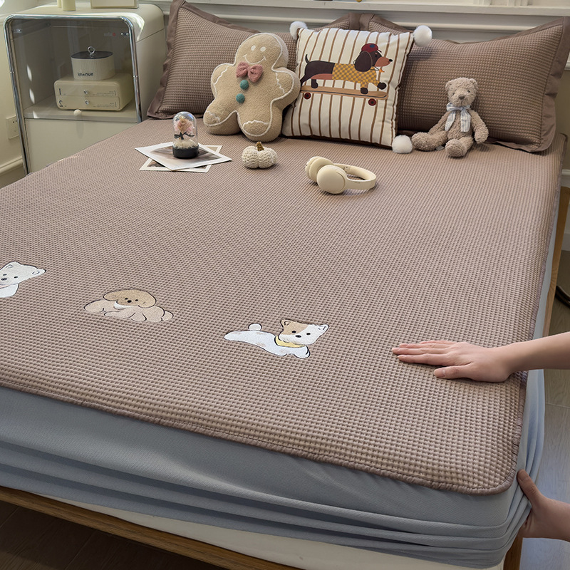 2025 nuevo estilo waffle cool silueta de seda de hielo sábana de cama de una sola pieza funda protectora de colchón fresco funda de cama de dibujos animados