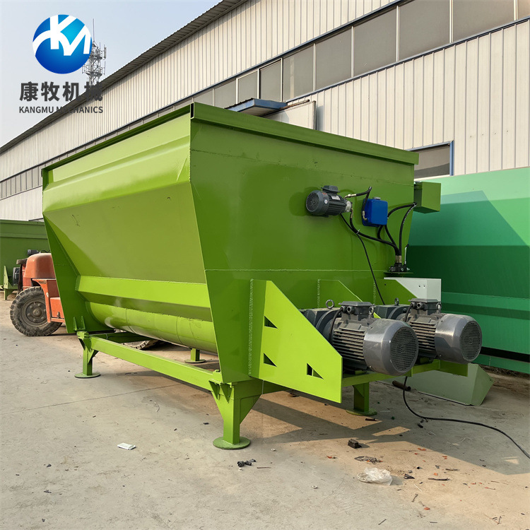12立方单轴TMR饲料搅拌机 电机直连式粉碎搅拌机 喂牛喂羊拌草机