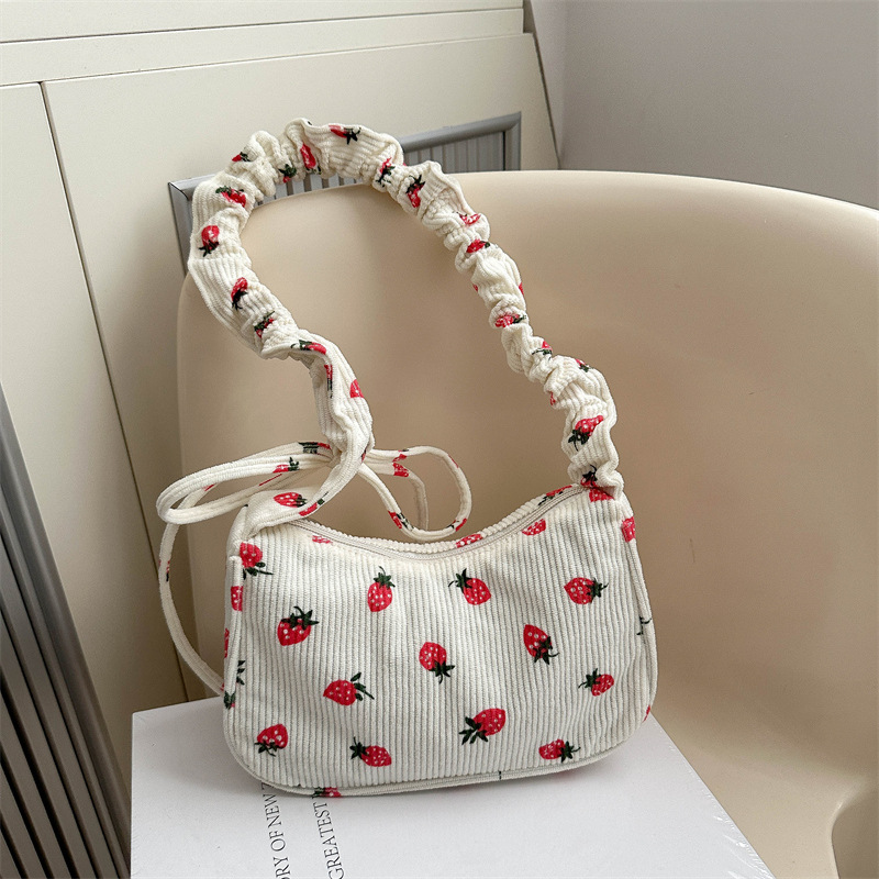 Bagos de fresas lindos para mujeres 2024 nueva moda coreana bolsas de brazo de moda red red velcro bolsas de hombro