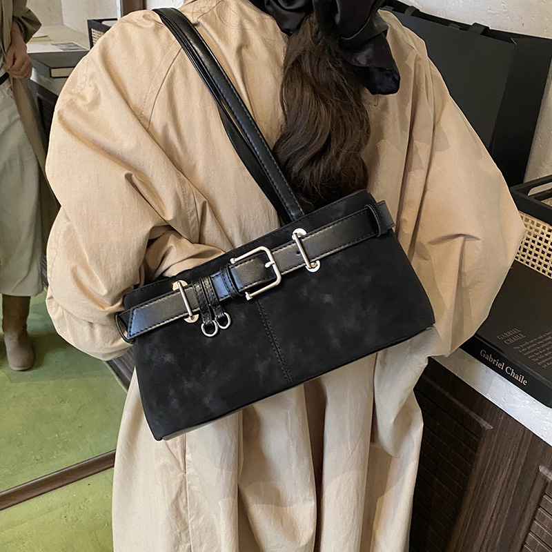 2025 Autumn/Winter New Retro Underarm Bag For Women High-End Fashion Shoulder Bag Commuter Baguette Handbag - Thumbnail 3