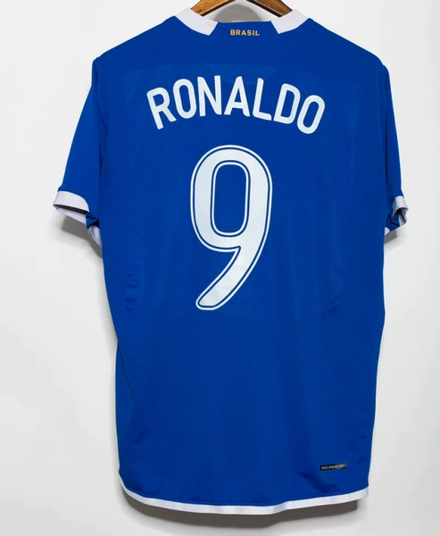2006 Brazil away number 9