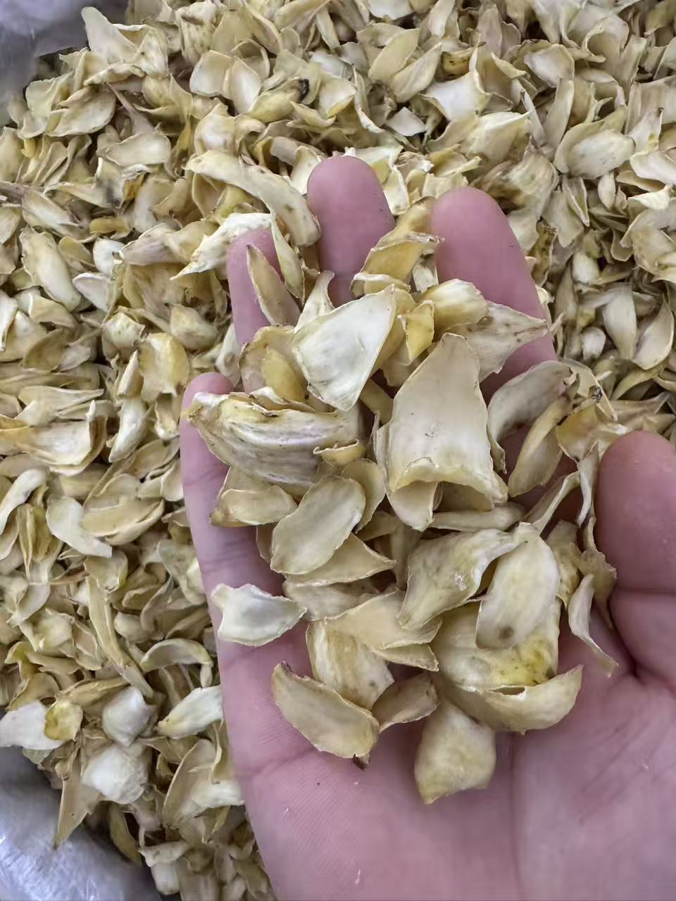 Dried Longya Lily Bulb Slices Bai He Natural Sun Dried 1000g for Soup Tea and Congee specifications