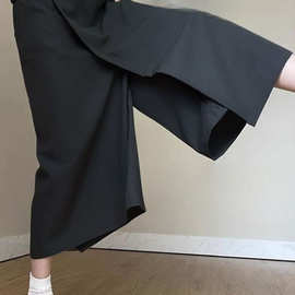 山本2025夏季薄款半身裙裤高腰垂感靓女休闲宽松显瘦阔腿裤裙