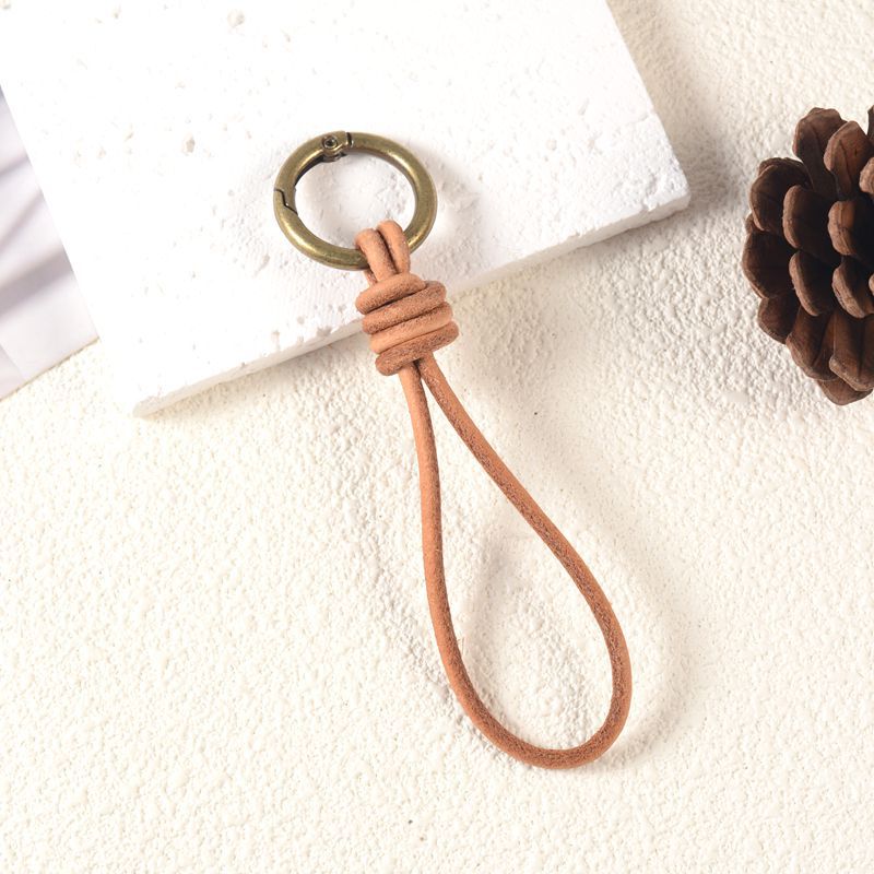 Vintage handmade leather rope key ring pendant woven pendant cowhide car key rope wallet lanyard short wrist