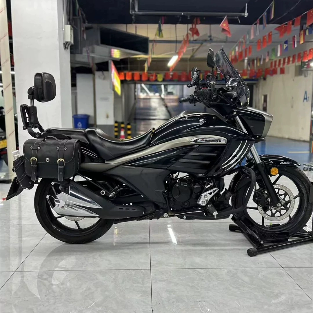 Уличный круизер (Suzuki) GSX155 — ретро travel-версия, круиз-стиль, распылённая отделка